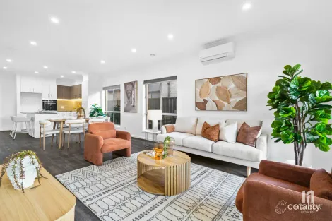 32 Buckingham Bvd, Strathtulloh, VIC 3338