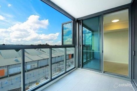 502/2 Park St N, Wentworth Point, NSW 2127