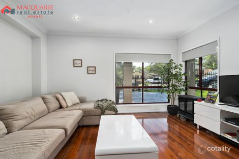 Property photo of 14 Lloyd Place Casula NSW 2170