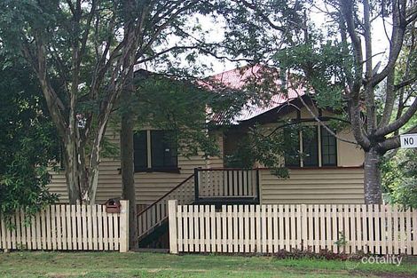 1 Bally St, Kelvin Grove, QLD 4059