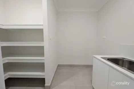 Property photo of 10 Guardsman Grove Lochinvar NSW 2321