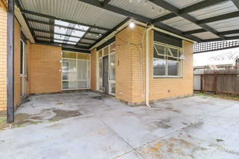 Property photo of 370 Parkland Crescent Lavington NSW 2641