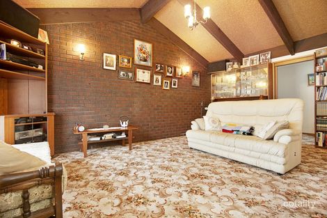 Property photo of 8 Ridgeway Crescent Kennington VIC 3550