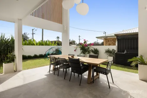 Property photo of 29 Point Cartwright Drive Buddina QLD 4575