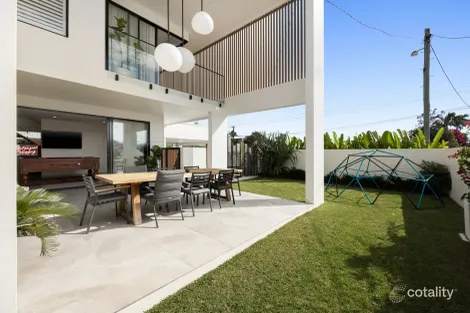 Property photo of 29 Point Cartwright Drive Buddina QLD 4575