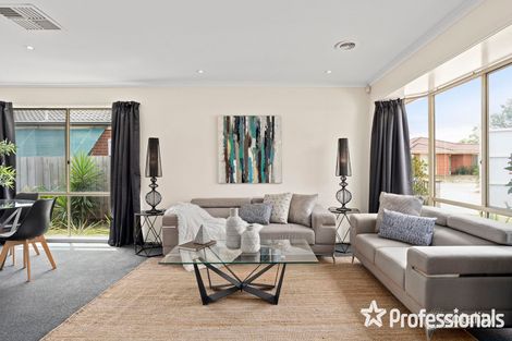 Property photo of 17 Snow Gum Drive Kilsyth South VIC 3137
