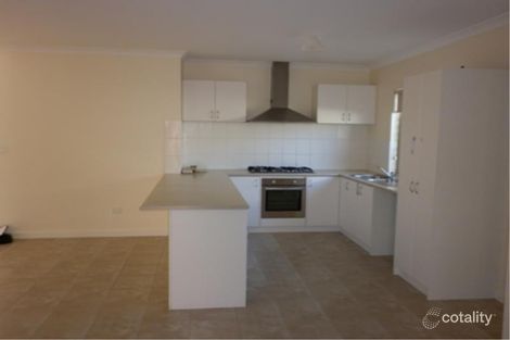 1/23 Barnsley St, Queens Park, WA 6107