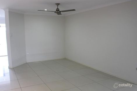Property photo of 6 Salisbury Place Ooralea QLD 4740