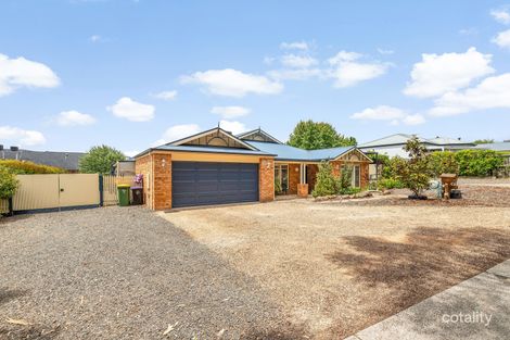 Property photo of 3 Domain Mews Gisborne VIC 3437