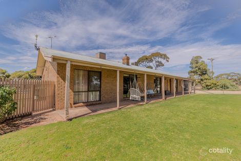 64 Regina Ave, Cabarita, VIC 3505