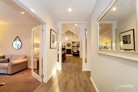 Property photo of 10 Topaz Drive Hillside VIC 3037