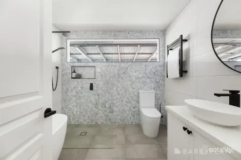 Property photo of 20 Dunoon Street Mooroolbark VIC 3138