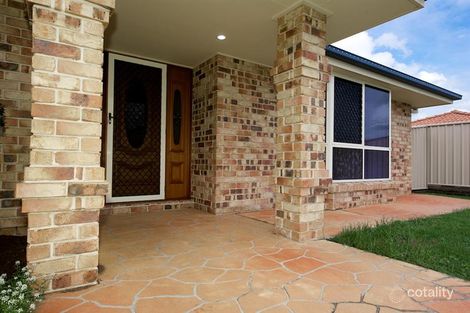 Property photo of 24 Chestnut Drive Flinders View QLD 4305