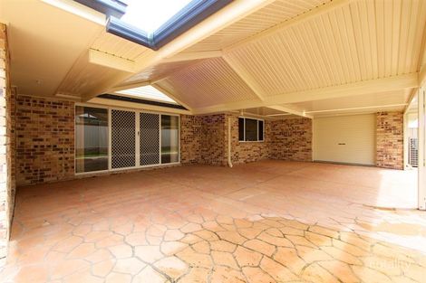 Property photo of 24 Chestnut Drive Flinders View QLD 4305