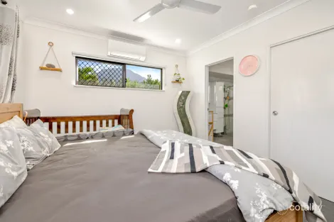 Property photo of 72 Bulleringa Loop Mount Peter QLD 4869