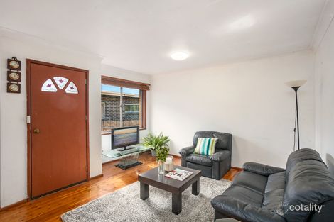 Property photo of 2/11 Fisher Street Oak Flats NSW 2529