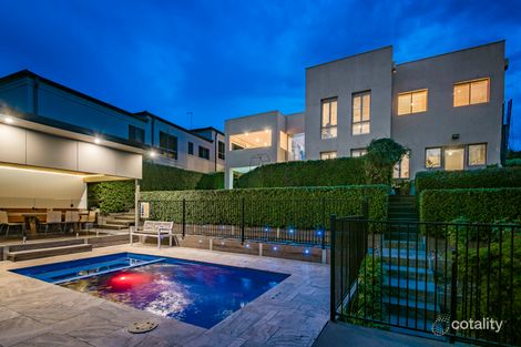 Property photo of 7 Jacaranda Drive Jerrabomberra NSW 2619