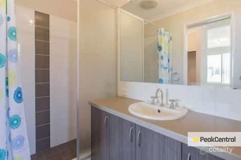 Property photo of 15 Shaftesbury Way Wellard WA 6170