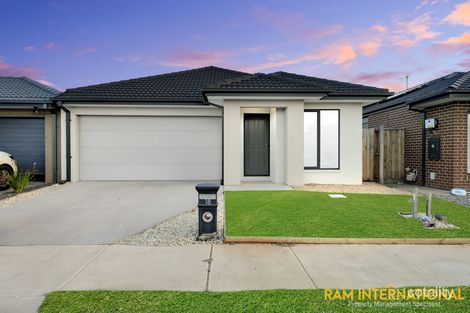 Property photo of 18 Perceval Place Mambourin VIC 3024