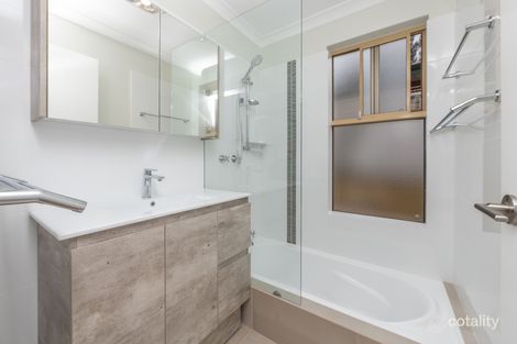 Property photo of 17 Hillview Rise Cooloongup WA 6168