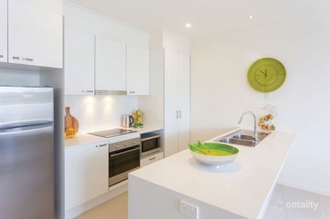 Property photo of 4/5054 Emerald Island Drive Carrara QLD 4211