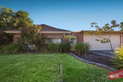 Property photo of 12 Heatherlea Crescent Narre Warren VIC 3805