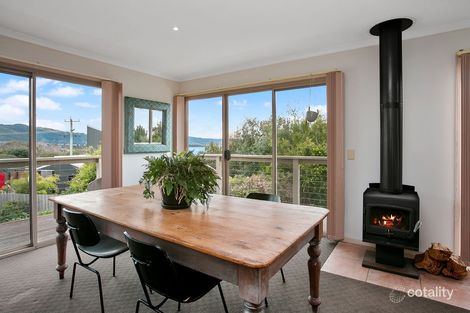 Property photo of 4/9 Great Ocean Road Marengo VIC 3233