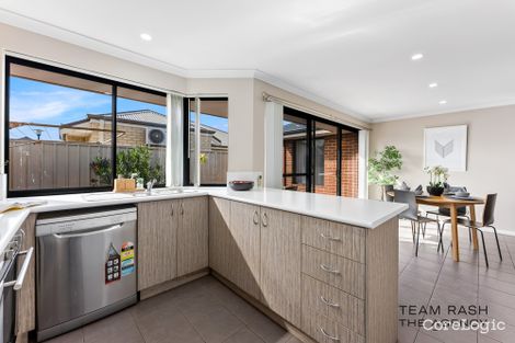 Property photo of 25/11 Hazlett Way Canning Vale WA 6155