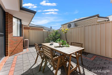 Property photo of 25/11 Hazlett Way Canning Vale WA 6155