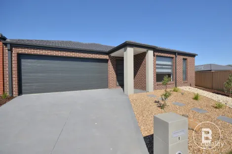 Property photo of 9 Whidburn Place Sebastopol VIC 3356