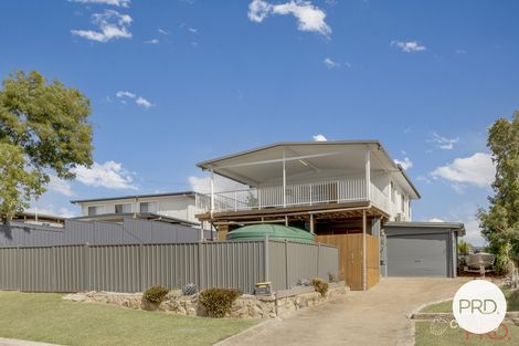 5 Sayre Cres, Boyne Island, QLD 4680