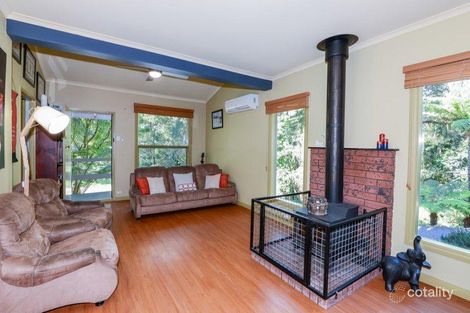 Property photo of 26 Gembrook-Launching Place Road Launching Place VIC 3139