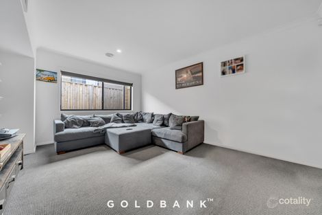 Property photo of 24 Ramlegh Boulevard Clyde North VIC 3978