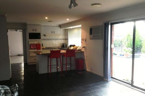 Property photo of 10 Canonbury Circle Seabrook VIC 3028