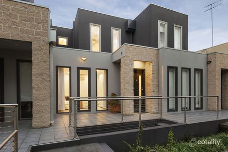 2/1-3 Kaikoura Ave, Hawthorn East, VIC 3123