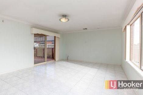 Property photo of 8 Oliver Court Narre Warren South VIC 3805