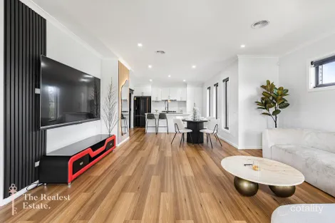 Property photo of 2 Brewster Way Mernda VIC 3754