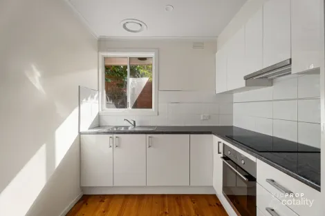 Property photo of 1/107 Dorking Road Box Hill North VIC 3129