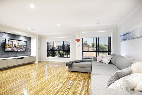 Property photo of 4 Woodlands Drive Glenmore Park NSW 2745