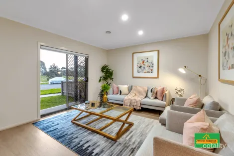 Property photo of 172 Paterson Drive Lynbrook VIC 3975