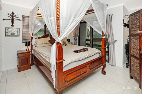 Property photo of 2/40 Mimosa Street Holloways Beach QLD 4878