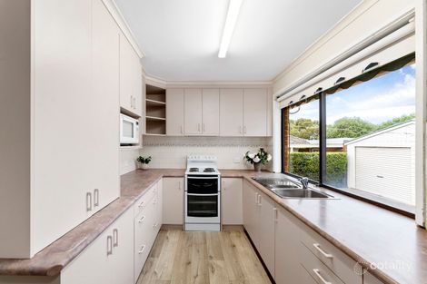 Property photo of 29 Ruthven Street Sunbury VIC 3429