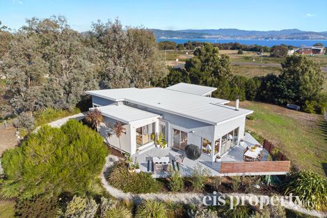 2 Pardalote Cl, Opossum Bay, TAS 7023