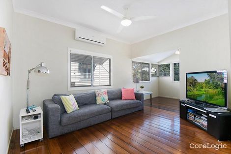 Property photo of 27 Torwood Street Auchenflower QLD 4066