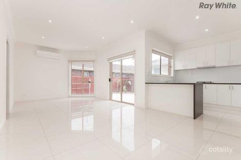 Property photo of 2/6 Proctor Crescent Keilor Downs VIC 3038