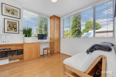 Property photo of 1/5 Bristol Street West End QLD 4101