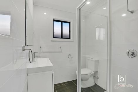 Property photo of 13 Kapala Avenue Summerland Point NSW 2259