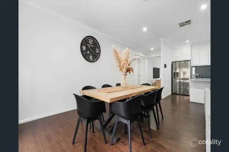Property photo of 37 Cotton Field Way Brookfield VIC 3338
