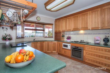 Property photo of 10 Wodalla Grove New Gisborne VIC 3438