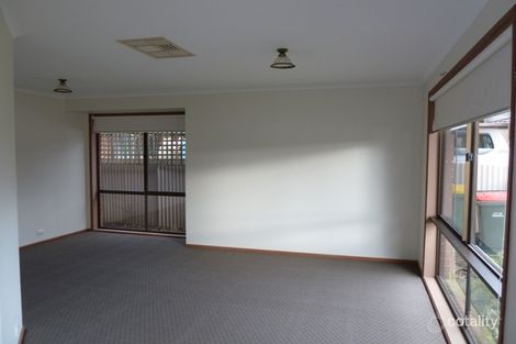 Property photo of 102 Marshall Street West Wodonga VIC 3690